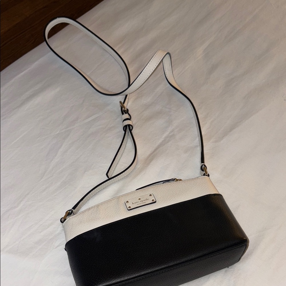 Kate Spade Black and White Crossbody Bag